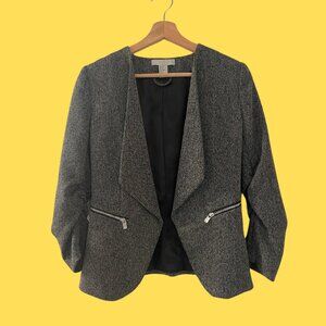 ✨ Grey Blazer – Size M – Stylish with 3/4 Ruched Sleeves! ✨